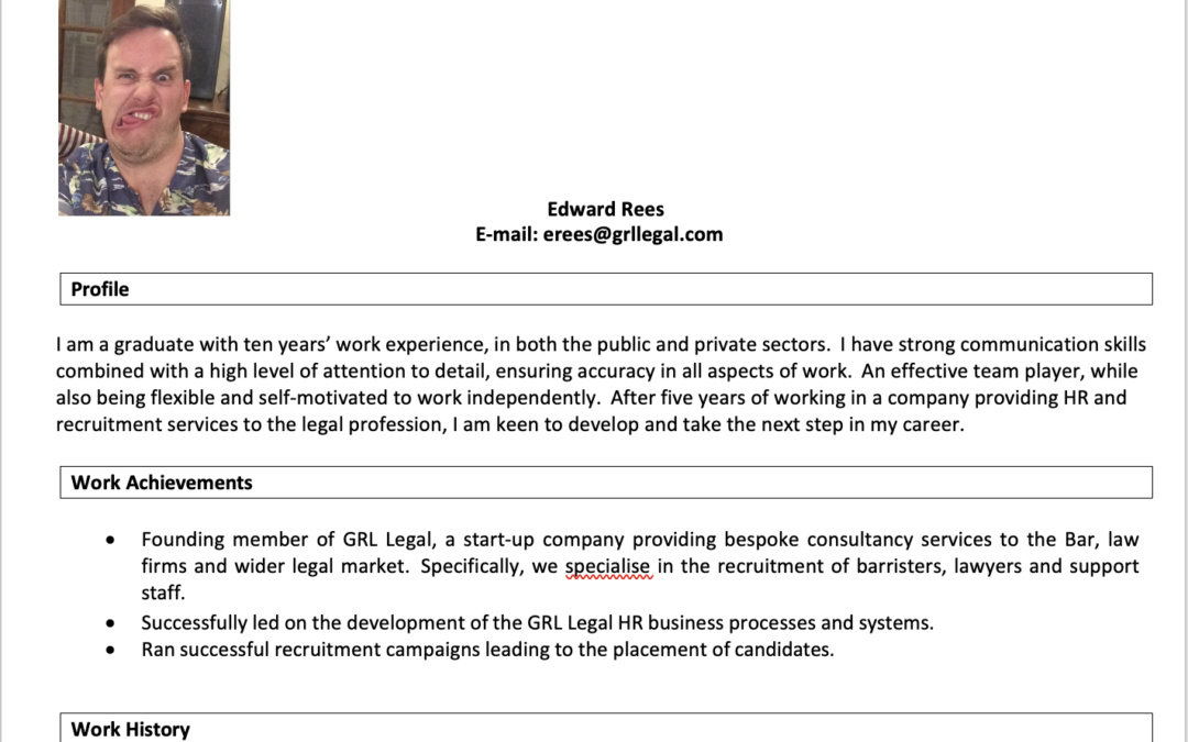 Should You Include a Profile Picture on Your CV? The Pros and Cons
